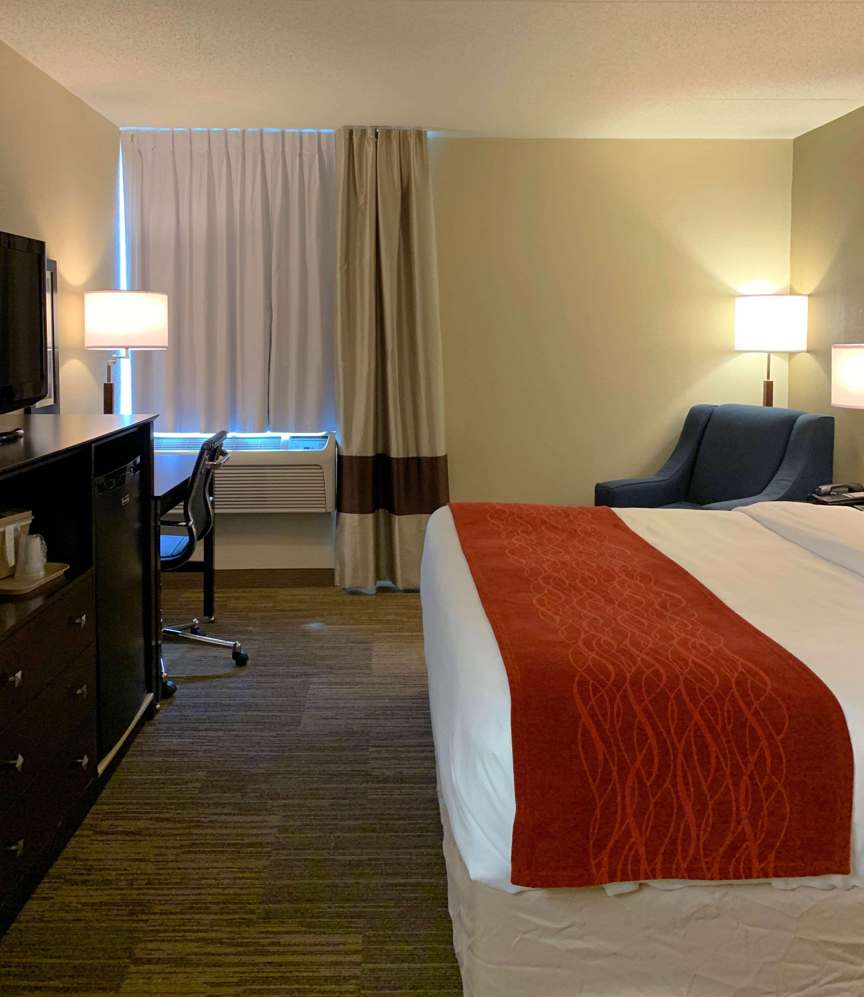 Comfort Inn & Suites East Hartford - Hartford Eksteriør bilde