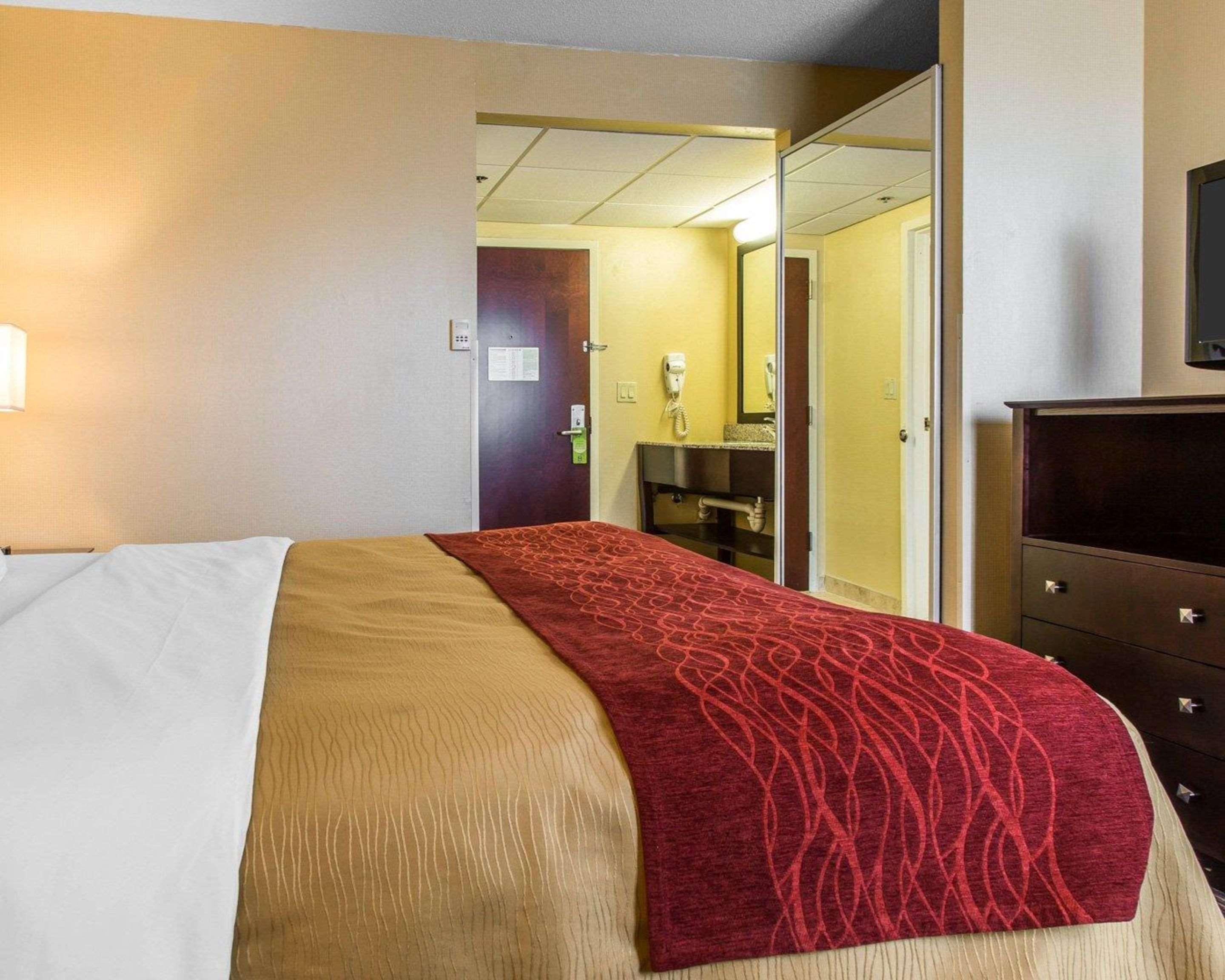 Comfort Inn & Suites East Hartford - Hartford Eksteriør bilde