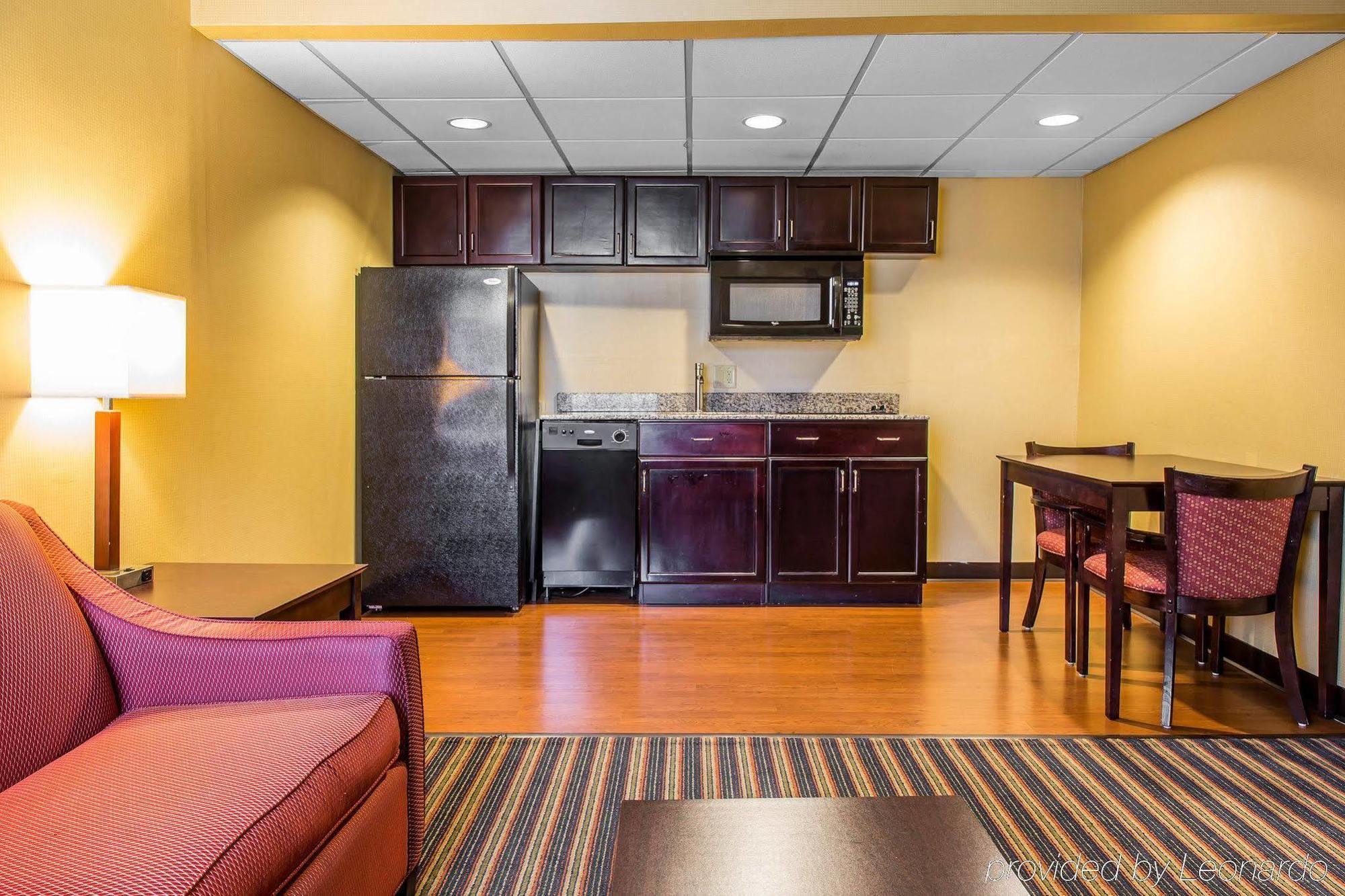 Comfort Inn & Suites East Hartford - Hartford Eksteriør bilde